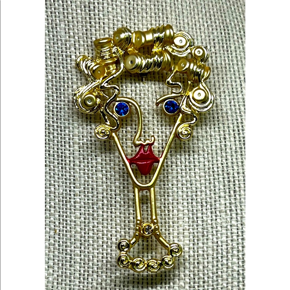 Vintage AJC Funny Figural Lady in Curlers & Lipstick 💄 Brooch